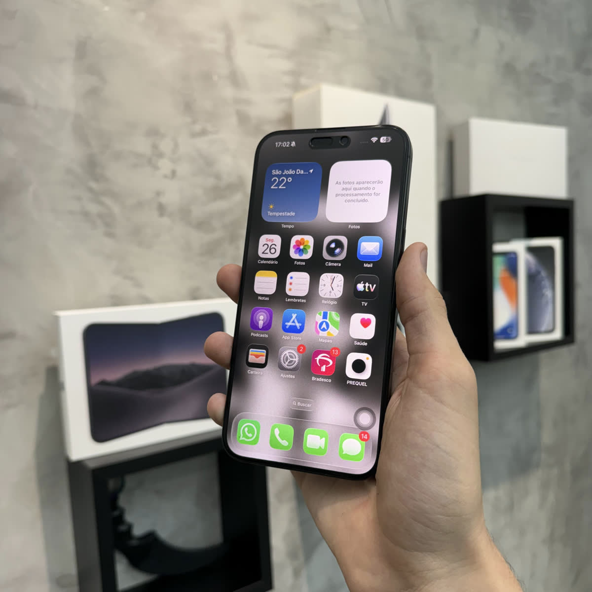 iPhone 15 Pro Max Titânio preto, foto 2