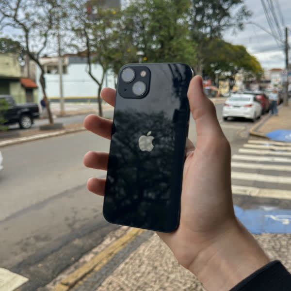 iPhone 13 Meia-noite